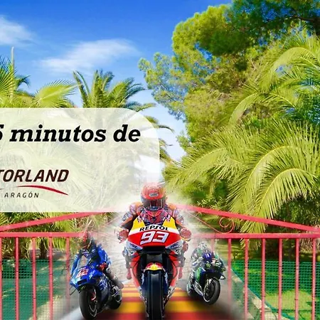 アパート Apartamentos Caspe カスペ